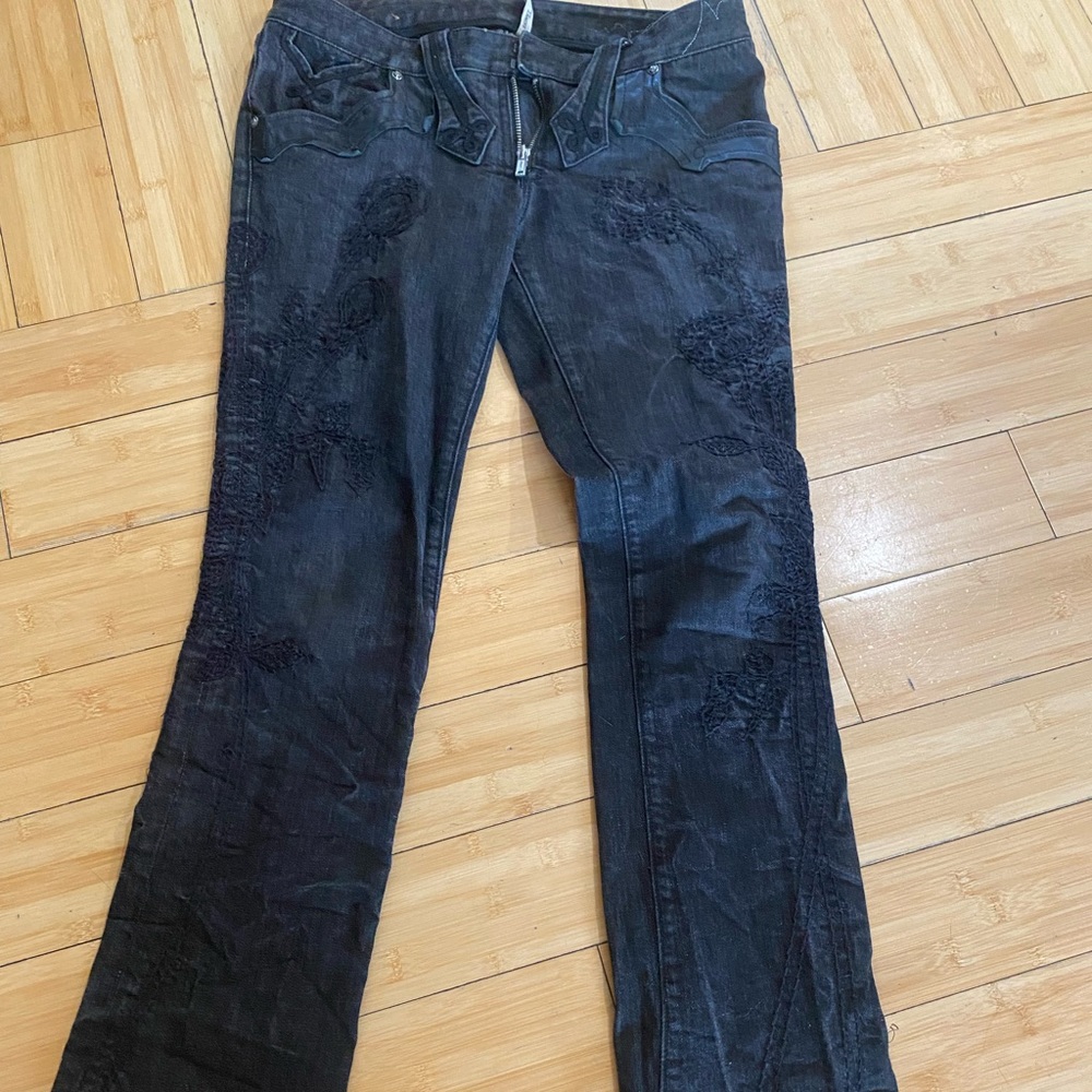 express embroidered jeans size 6 vintage metal